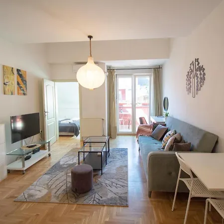 Apartment Spacious 1-bedroom Novi Sad