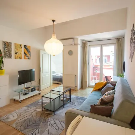 Spacious 1-bedroom Novi Sad