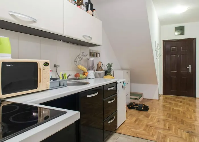 Spacious 1-bedroom Daire *