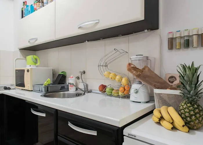 Spacious 1-bedroom Daire *